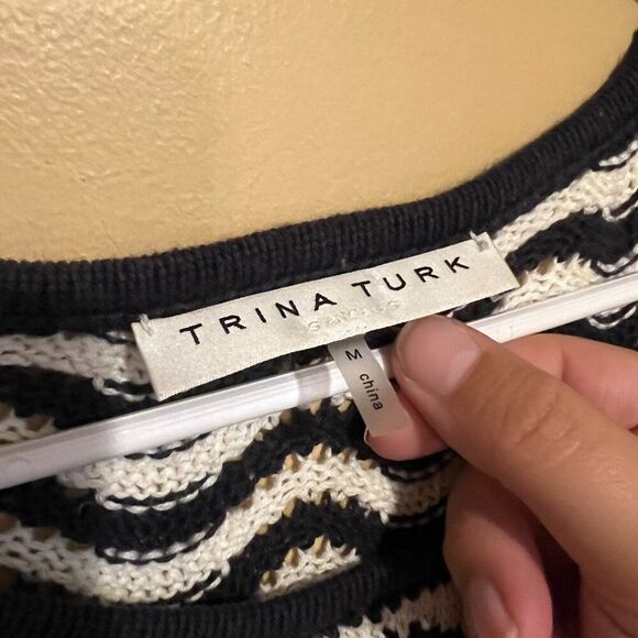 Trina Turk medium sweater - Picture 8 of 9